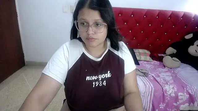 angel_barbie_1 Adlı Modelin Canlı Sohbet Odası