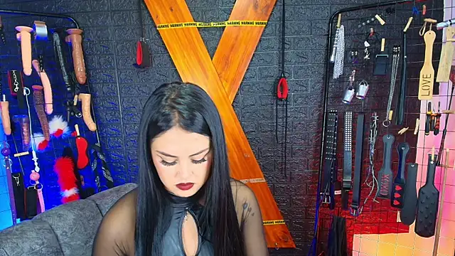 Mistress_lexi_bdsm Adlı Modelin Canlı Sohbet Odası
