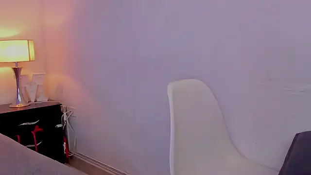 mykelcano – Naživo chatovacia miestnosť
