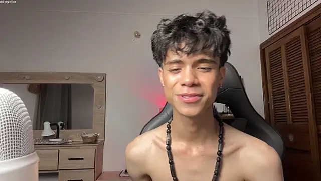 OopsAgain_ Cameră chat live