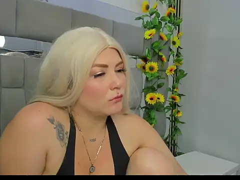 MedusaOwens' Live Chat Room