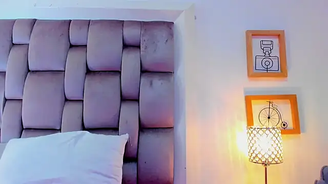 Živá chatovací místnost luna__evanss
