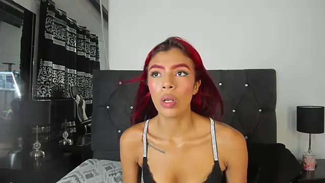 Chat ao vivo de Scarlet__Rosse