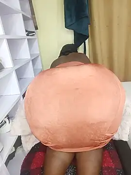 Blackbigbooty1's Live Chat Room