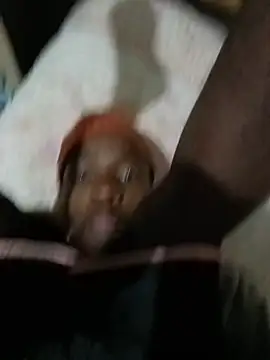 חדר צ'אט בשידור חי של sensual_playboy