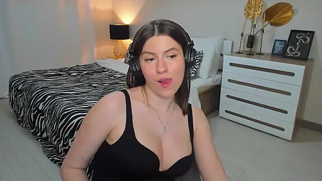 Sala de chat ao vivo de Mary__Dream