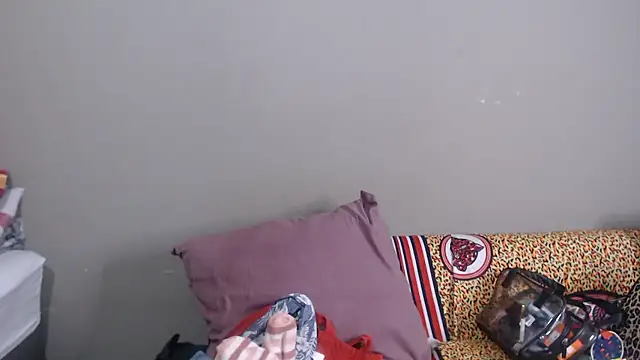 GrandBustyMelon Live Chatraum