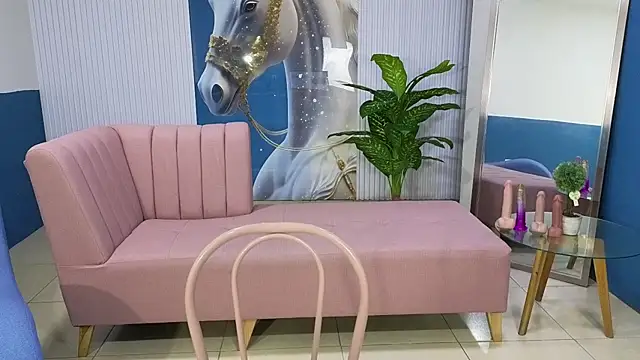 חדר צ'אט בשידור חי של amy_lovelydoll