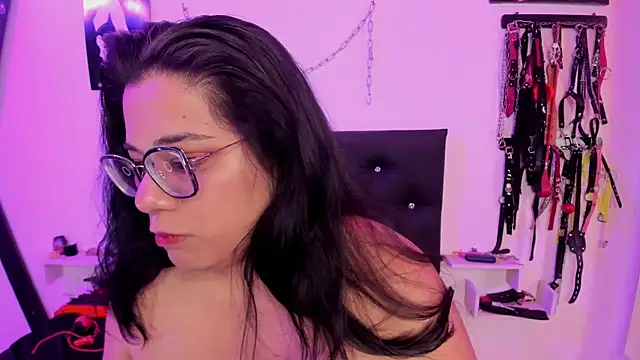 Julieta_Carden_ live-chat rom