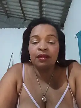 Živá chatovací místnost Stepmom_violet