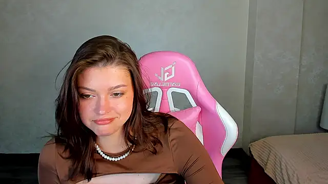 Maya-Mimi Cameră chat live