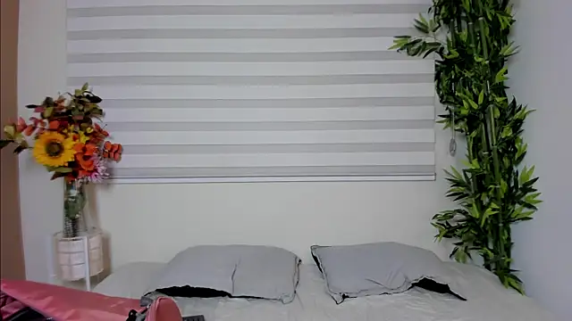Missy_davis' Live Chat Room