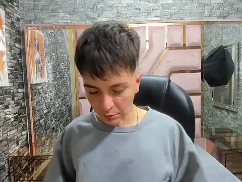 Hanna_Hott11's Live Chat Room