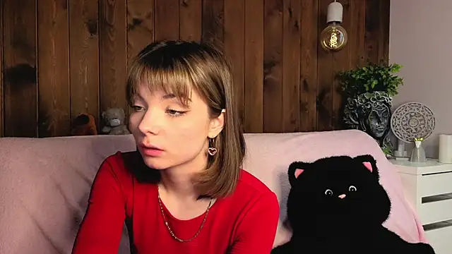 IvoryPesante's Live Chat Room