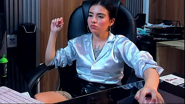 غرفة دردشة isabella_hv المباشرة