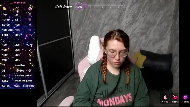 Reginasmilee Adlı Modelin Canlı Sohbet Odası