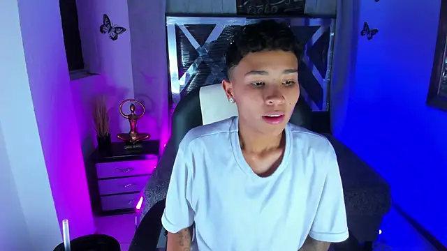 Chatroom en direct de nova_sex01