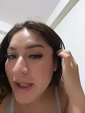 LuceroRm Ruang Obrolan Langsung