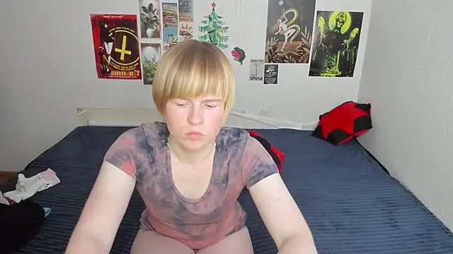 Cattie_w_ чат на живо