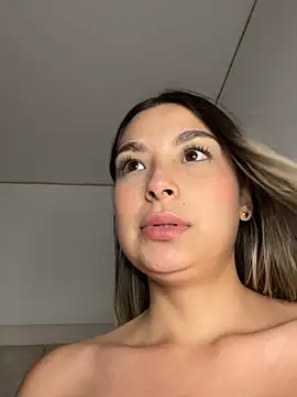Julie_Rosse 실시간 채팅방