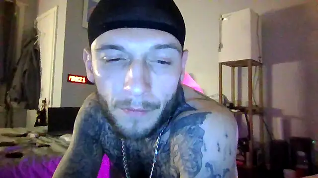Živá chatovací místnost cruz815