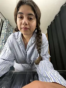 Živá chatovací místnost Monica17