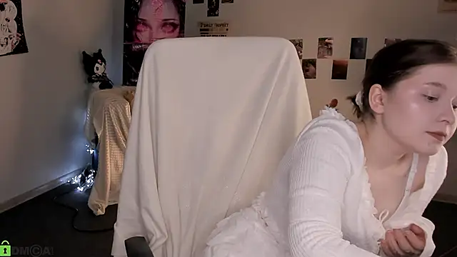 Kylie-Voss' Live Chat Room