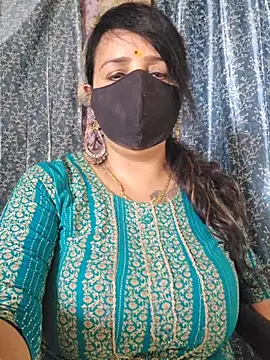 cute-tanvi's Live Chat Room