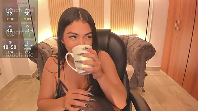 emma_connor1's Live Chat Room
