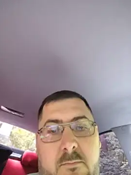 חדר צ'אט בשידור חי של GabyAndrey93