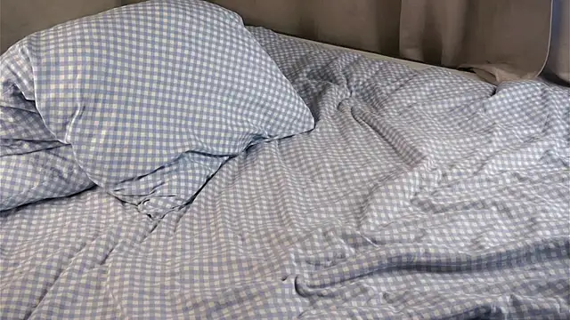 Sala de chat ao vivo de MonetLeitman
