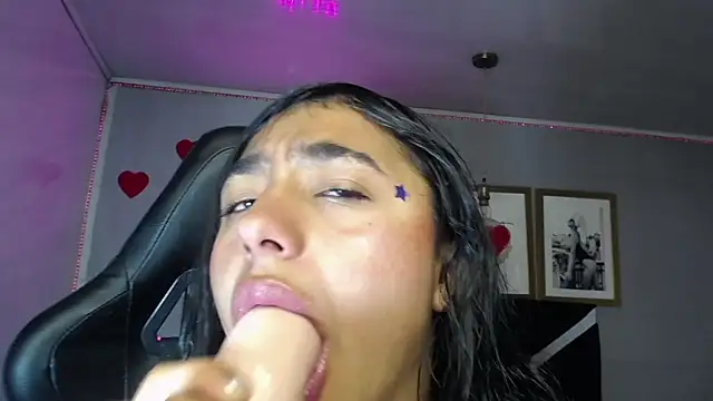 Arimeraki_v Live Chatraum