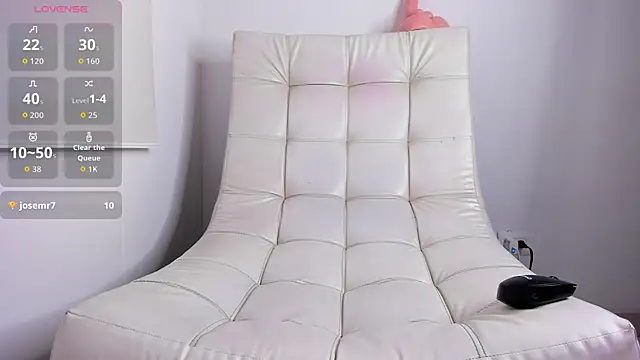 Aaron_Tate live-chat rom