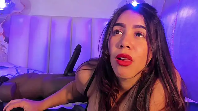 חדר צ'אט בשידור חי של shaidyscott