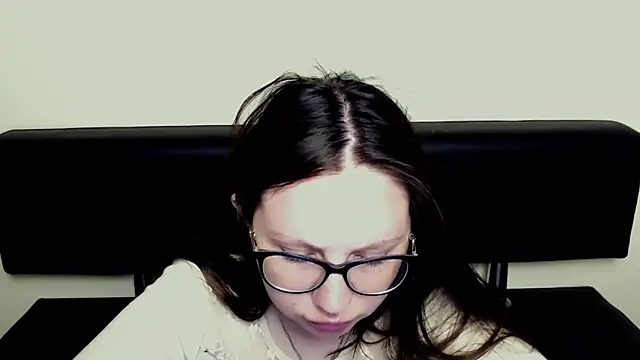 חדר צ'אט בשידור חי של LiliaErmi
