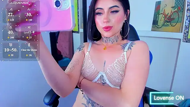 Bonnye_star Adlı Modelin Canlı Sohbet Odası