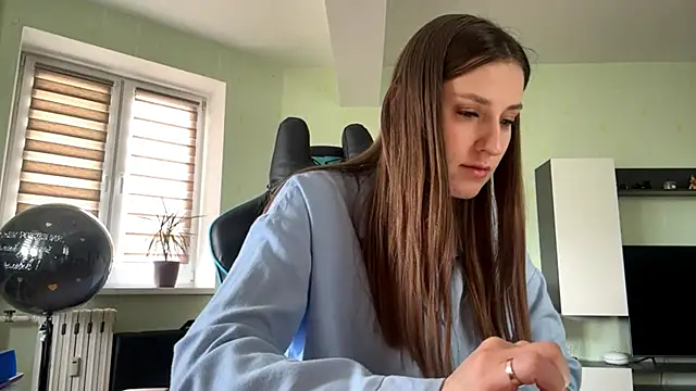 HyoBungard Adlı Modelin Canlı Sohbet Odası