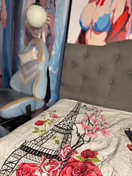 Im_Little Adlı Modelin Canlı Sohbet Odası
