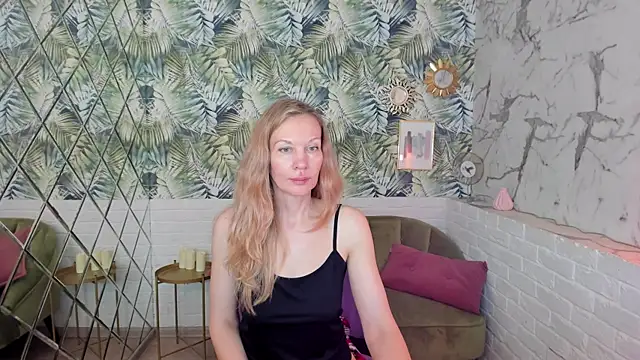 NancyGrace Cameră chat live