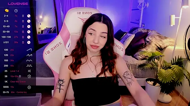 Živá chatovací místnost CharliGrace_