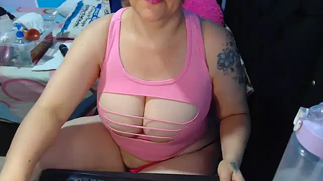YAIRAPRETTY Adlı Modelin Canlı Sohbet Odası