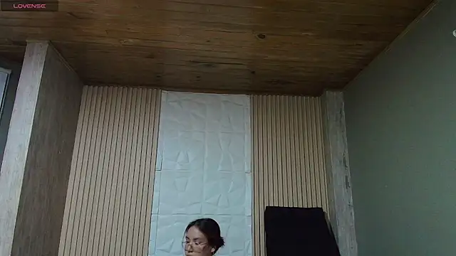 Lana_sweett2's Live Chat Room