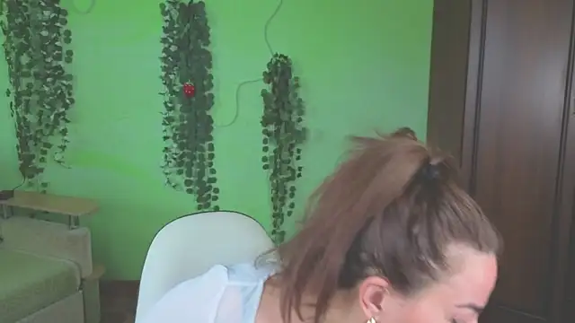 Živá chatovací místnost Zoe_Zephyr