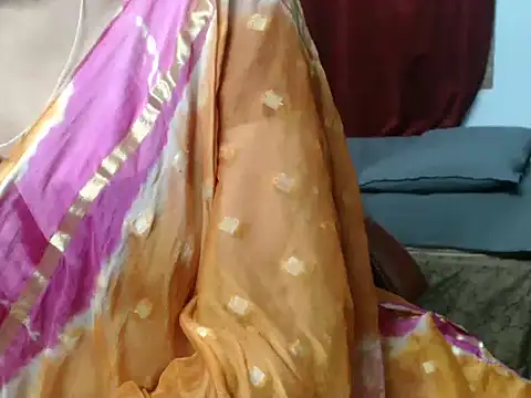 Sala de chat en directo de sunitha-3