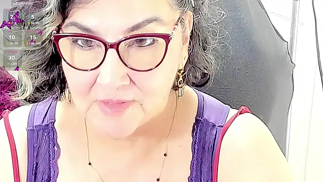 غرفة دردشة cataleya_mom المباشرة