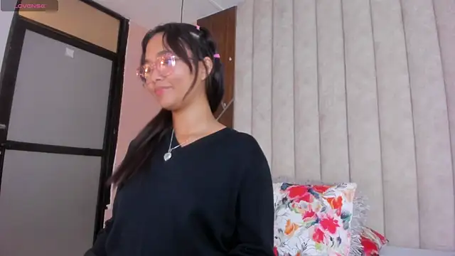 Dulce_Holy élő chatszobája
