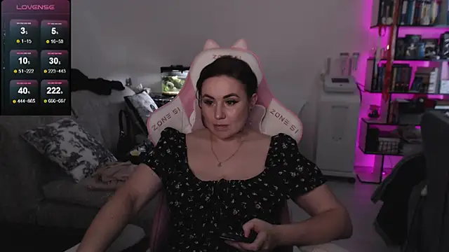 SexyWitch_666 – live chatrum