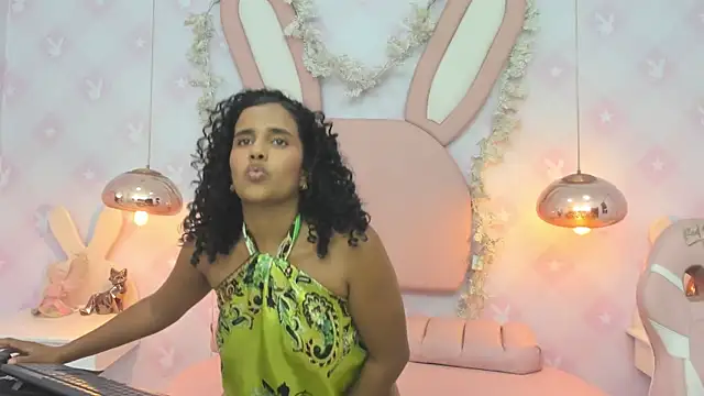 Horny_Curls Live Chatraum
