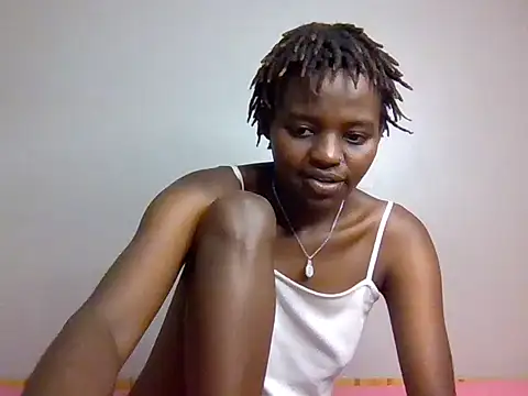 Sweet_smiles2 Adlı Modelin Canlı Sohbet Odası