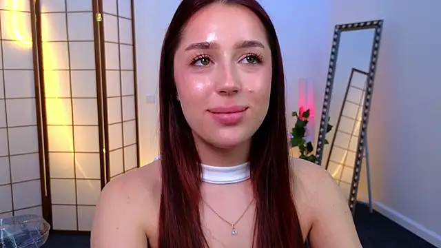 AnikaHarrysonn Live chat-huone